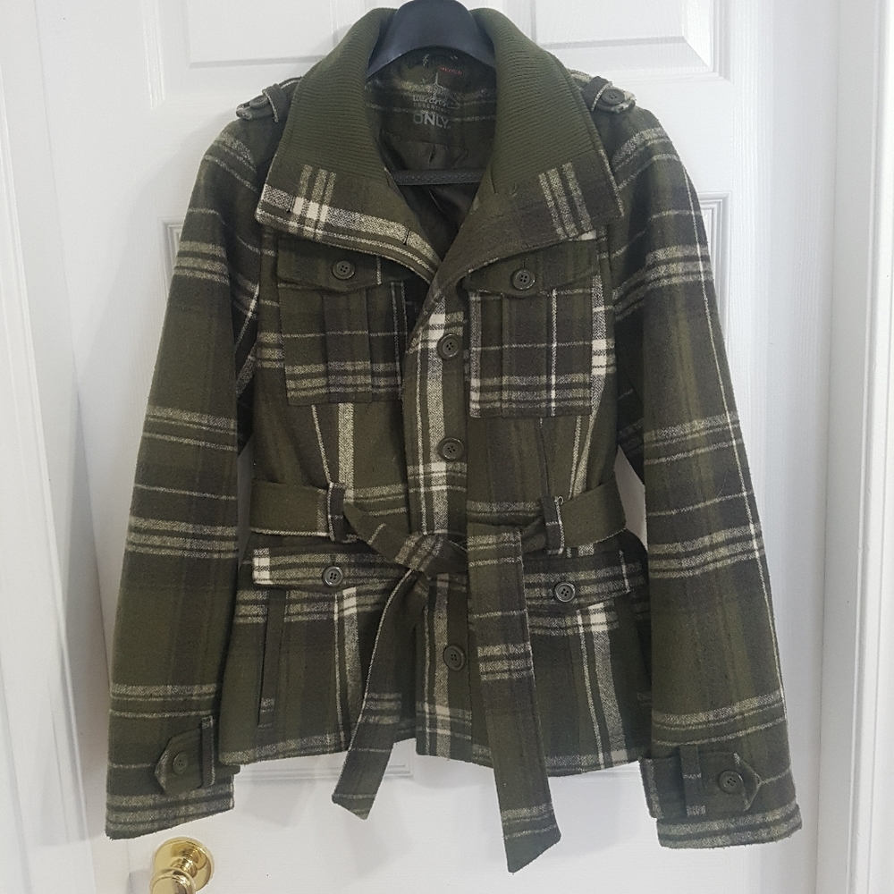 Retro green coat